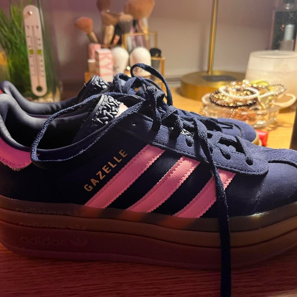 Women’s gazelles
